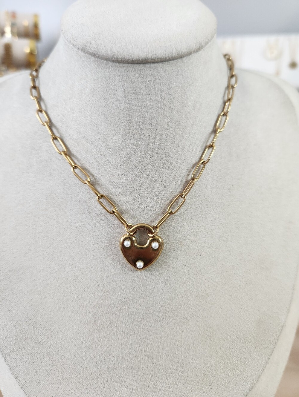 Gold Faux Pearl Heart Necklace